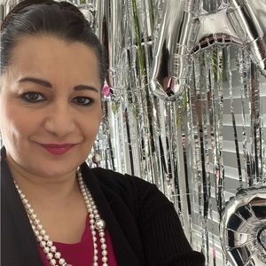 Meet your Posher, Candy